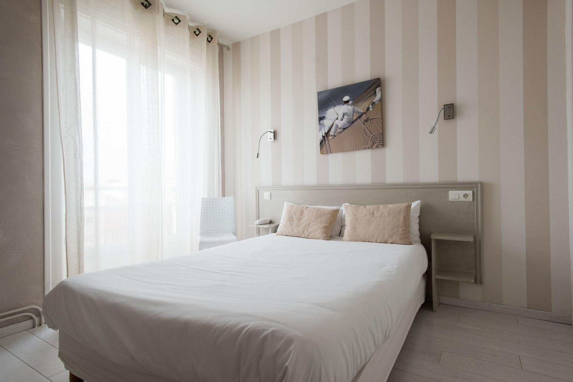 Hotel The Originals Miramar, Royan Pontaillac Экстерьер фото