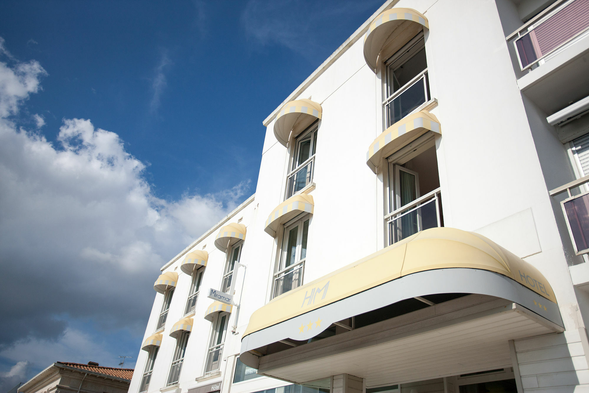 Hotel The Originals Miramar, Royan Pontaillac Экстерьер фото